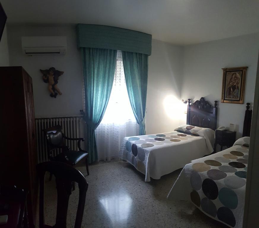 Hotel Nico Medinaceli Ngoại thất bức ảnh